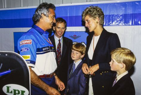 Flavio Briatore gives Princess Diana and Prince Harry a tour of the Benetton garage. Flavio Briatore, Prince Harry Photos, British Grand Prix, Motorsport Photography, Princesa Diana, Vector Art Illustration, The Garage, 1 Image, Kristen Stewart