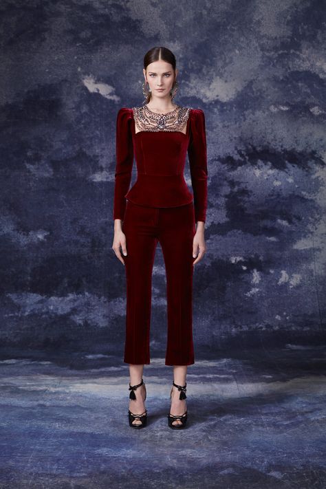 Fall 2020 – Tagged "MFW2020"– Marchesa Marchesa Fashion, Magic Clothes, Rose Print Dress, To Wear, Velvet Top, Evening Dresses Elegant, Knee Dress, Velvet Tops, Marchesa