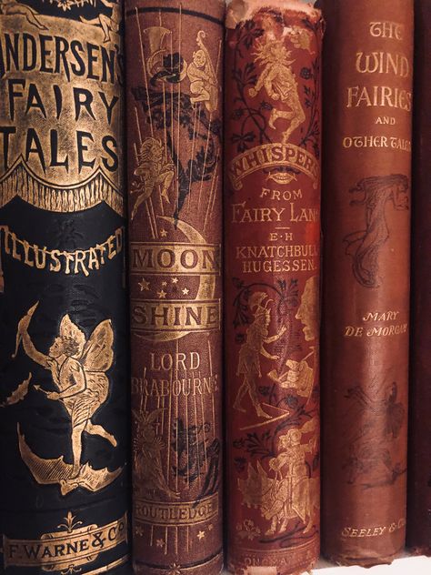 #antiquebook #oldbook #fairytale #livres Fairy Tales Book Aesthetic, Witch Books Aesthetic, Fairytale Books Aesthetic, Fairytale Book Aesthetic, Witch Book Aesthetic, Avalon Aesthetic, Fairytale Book Cover, Books Aesthetic Vintage, Vintage Books Aesthetic