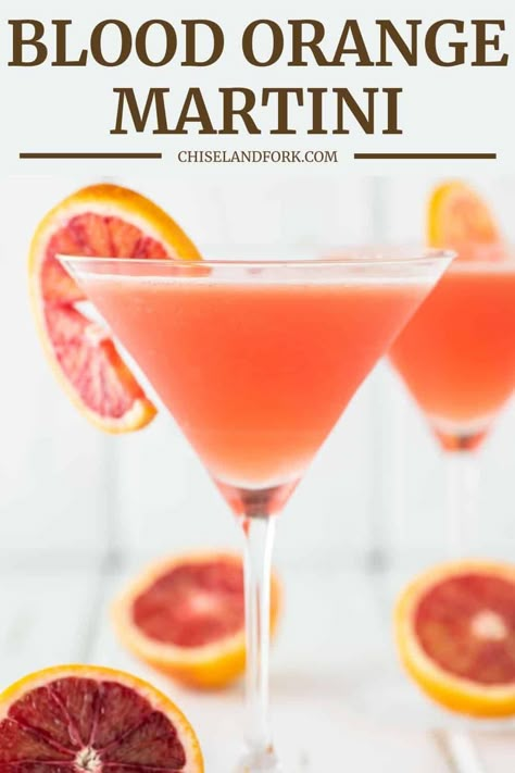 This blood orange martini made from fresh blood orange juice, vodka and triple sec tastes just as delicious as it looks. #bloodorangemartini#martini #cocktail | chiselandfork.com Girly Cocktails, Blood Orange Martini, Orange Martini, Blood Orange Recipes, Under Microscope, Martinis Drinks, Orange Cocktails, Blood Orange Juice, Boozy Drinks