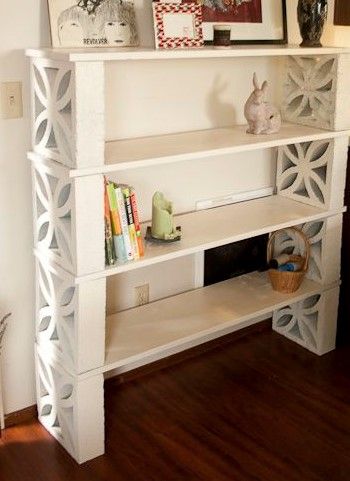 Cinder Block Shelves, Cinder Block Furniture, Brick Shelves, Diy Regal, Bookcase Diy, Diy Casa, التصميم الخارجي للمنزل, Cinder Block, Bookshelves Diy