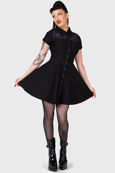 1960s Goth Fashion, Gothabilly Outfits, Short Goth Dress, 50s Goth, Fat Goth, 1950s Costumes, Gothabilly Fashion, Grunge Dresses, Skater Dress Outfit