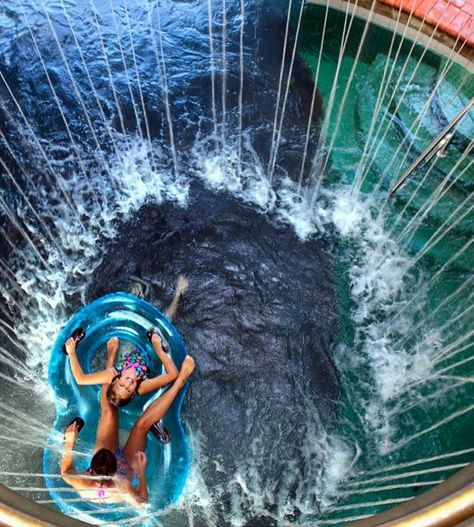 Calypso Water Park, Water Park Slide, Dorado Puerto Rico, Beach Puerto Rico, Disney Water Parks, Best Water Parks In The World, Water Slide Rentals, Dorado Beach Puerto Rico, Puerto Rico Trip