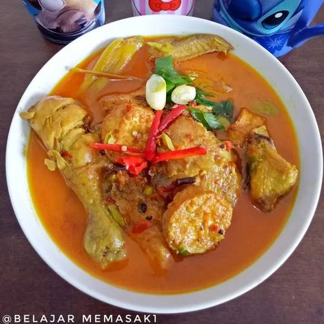 Ayam Kecap, Masakan Malaysia, Kari Ayam, Quick Cooking Recipes, Malaysian Food, Joy Of Cooking, Chicken Curry, Indonesian Food, Culinary Recipes