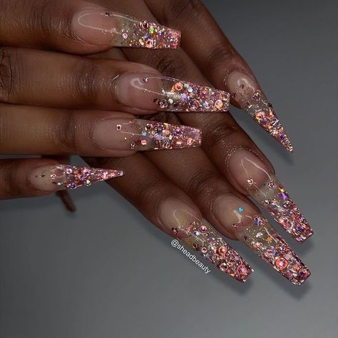 Glitter Encapsulated Nails, Cristal Aesthetic, Glass Nails Designs, Crystals Book, Christmas Present Nails, 90s Nails, Encapsulated Nails, Crystal Vibes, Gold Glitter Nails