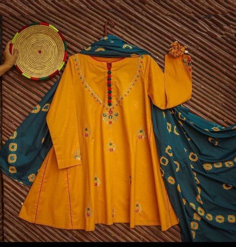 Frock Designs For Girl, Dress Designing, Girls Dresses Sewing, Simple Kurta Designs, Womens Trendy Dresses, Pakistani Fashion Casual, Trendy Shirt Designs, Stylish Short Dresses