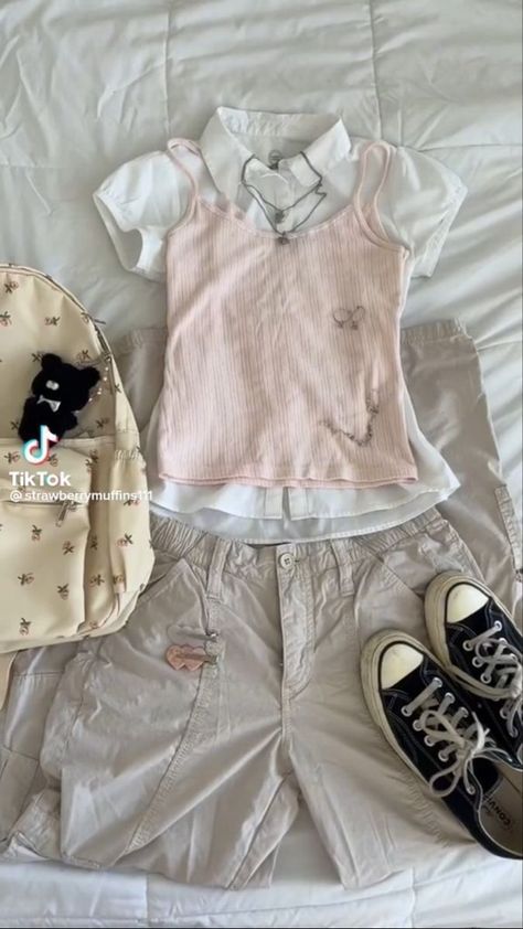 Trendy Outfit, Cute Everyday Outfits, Really Cute Outfits, Girly Outfits, Dream Clothes, Outfits Casuales, Everyday Outfits, Beautiful Outfits, Aesthetic Clothes