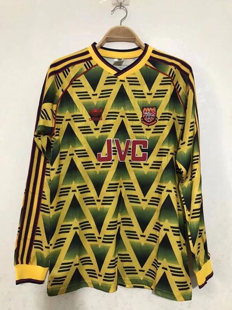 Arsenal 92/93 Away Yellow Long Sleeve Retro Soccer Jersey Classic Football Shirt Long Sleeve Soccer Jersey, Black Soccer Jersey, Henry V, English Club, Retro Soccer Jersey, Retro Soccer, Classic Football Shirts, Yellow Long Sleeve, Female Girl