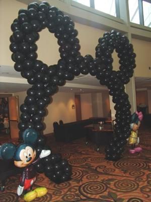 Micky Mouse Balloon Arch: I would like to know how to make the frame work for a mickey mouse head arch? I can't seem to figure out how to get the pvc attached to the base so that Diy Mickey Mouse Ears, Mickey Mouse Balloon, Mickey Baby Showers, Mickey Mouse Bday, Mickey Mouse Baby Shower, Mickey Mouse Balloons, Mickey Mouse Clubhouse Party, Mickey Mouse 1st Birthday, Mickey Mouse Theme