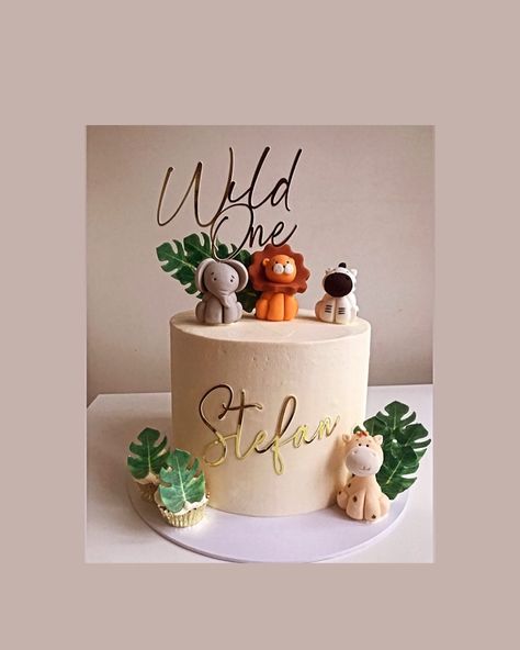 Take a look at this "Wild One" Cake Topper Wild One Birthday Party Boys Cake, Wild One Cake Ideas, Wild One Birthday Cake, Wild One Cake Topper, Wanted Sign, Leaves Cake, Wild One Cake, Jungle Theme Cakes, Football Cake Toppers