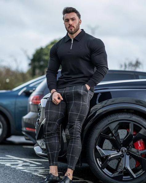 Bodybuilder Fashion, Brandon Harding, Bodybuilding Clothes Men, Bodybuilding Clothing, Luxury Lifestyle Couple, Scruffy Men, Boy Models, All Jeans, Mens Pants Fashion