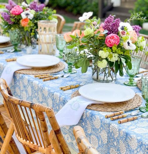 Theresa Costas Design on Instagram: “A dinner party that was literally a year in the making - so the tablescape needed to live up to the hype of the insane dinner we were going…” Thanksgiving Table Cover, French Tablecloths, Wedding Tablecloths, Floral Tablecloth, Indian Block Print, Handmade Table, Vintage Tablecloths, Block Printing, Thanksgiving Table