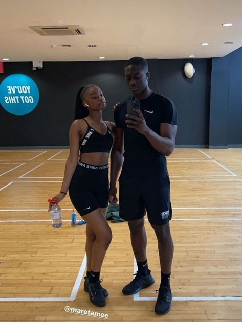 Black Couple Gym Goals, Couples In The Gym, Black Couple Workout, Manifesting Future, Gym Couple, Black Boyfriend, Ebony Love, Black Couple Art, Black Barbies