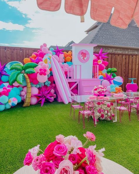 Balloon Therapy on Instagram: "come on, Barbie, let's go party 👙💖🎀 #balloontherapy We had the best time this past weekend with Baker's Malibu Barbie inspired party - what do you think? We have a feeling this is going to be a BIG theme this year - so if you're ready to party like Barbie, head to the link in our bio and use code SUMMER20 for 20% off 😉 🎀 Special Thanks to: Hostess: @masseya Planning: @modernpartycompany Photo: @taylorsalernophoto Balloons: @balloontherapy Florals: @somethingpr Barbie Inspired Party, Barbie Pool Party, Barbie Head, Lifeguard Stand, Kids Tables, Charcuterie Cups, Barbie Malibu, Hi Barbie, Barbie Party Decorations