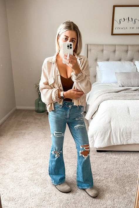 Cute Outfits For Night Out Casual, Trending Summer Outfits 2023 Women, Old Dominion Concert Outfit Winter, Myrtle Beach Vacation Outfits, Western Date Night Outfit Fall, Stockyards Fort Worth Outfit Fall, Boho Western Style Outfits, Western Mom Outfits, Cozy Date Night Outfit