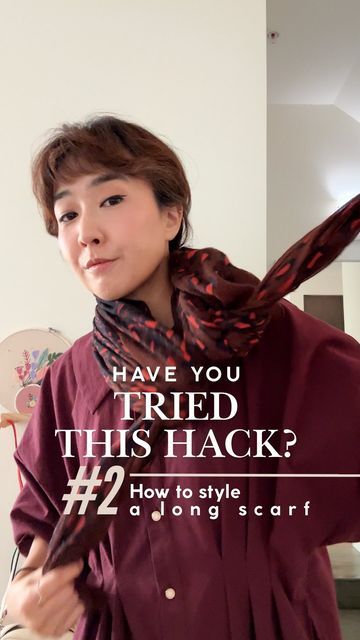 Sara SJ Kim | 📽 Sewing Therapy on Instagram: "#2 | How to Style a Long Scarf  Say goodbye to wrapping scarves endlessly around your neck! How about styling a long scarf in a neat way? I found that it not only looks more polished but also makes wearing outerwear much more comfortable.  If you already know this hack, I’d love to hear your thoughts! If not, give it a try and let me know how it went. And if you have other fun ideas for styling long scarves, share them with me—I’m all ears!  I’ll be adding this series to my story highlights so you can revisit it anytime you like. Feel free to save it, or share it with your besties!  I’m wearing my #sewingtherapyfauxcollar 🤍  #sewingtherapy #saramadeincanada #sewingtherapypattern #beginnerpattern #beginnersewing #styletips #haveyoutriedthis" How To Wear A Long Rectangular Scarf, Long Narrow Scarf Tying, Tying Long Scarves, Long Silk Scarf Outfit, Rectangular Scarf How To Wear, How To Wear Large Scarf, How To Wrap A Scarf Around Neck, Scarf Work Outfit, How To Wear A Big Scarf