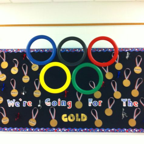 Olympic inspired bulletin board! Olympic Bulletin Board, Preschool Olympics, School Wide Themes, Hallway Bulletin Boards, Olympic Theme Party, Olympic Games For Kids, Olympic Idea, Olympic Crafts, Sports Theme Classroom