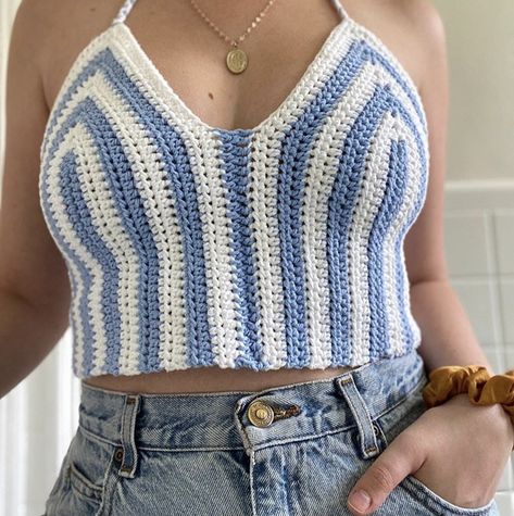 Crochet Crop Top Pattern, Crochet Sweater Pattern Free, Crochet Business, Crochet Clothing And Accessories, Crochet Summer Tops, Crochet Halter, Crochet Crop, Crochet Halter Tops, Crochet Shirt