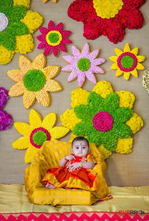 Naming ceremony decoration Annaprasana Decoration Ideas, Annaprashan Decoration, Cradle Decoration, Indian Baby Shower Decorations, Naming Ceremony Decoration, Indian Baby Showers, Cradle Ceremony, Housewarming Decorations, Desi Wedding Decor