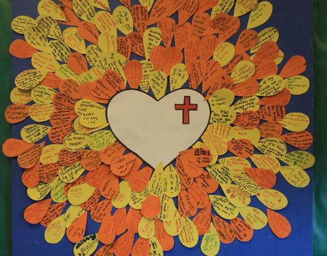 Prayer Spaces in Schools | Create Your Prayer Space Classroom Prayer, Prayer Activities, Catholic Schools Week, Friendship Flowers, Easter Prayers, Prayer Stations, Prayer Garden, School Prayer, Prayer Station