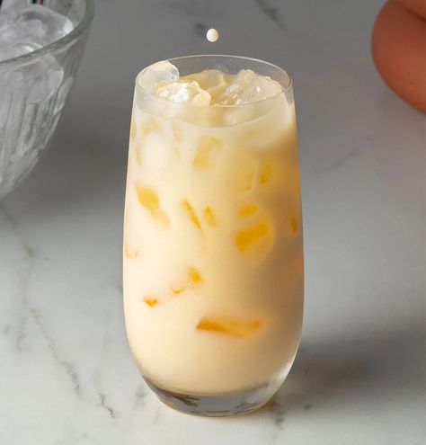 Somrus | Award-Winning Cream Liqueurs | Mango Colada Mango Colada, Pineapple Coconut Water, Liqueur Drinks, Mango Cream, Cream Liqueur, Mango Recipes, Pineapple Coconut, Alcohol Recipes, A Drink