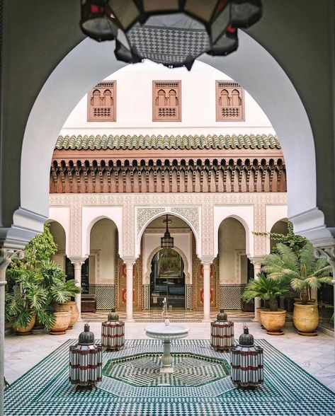 Condé Nast Traveler on Instagram: “It is almost impossible to separate Marrakech’s modern history from La Mamounia. Turned into a hotel in the early 1900s and owned in part…” Marakesh Decor, Loft Home Design, La Mamounia Marrakech, Moroccan Riad, Loft Designs, La Mamounia, Moroccan Interiors, Urban Loft, Pop Photos