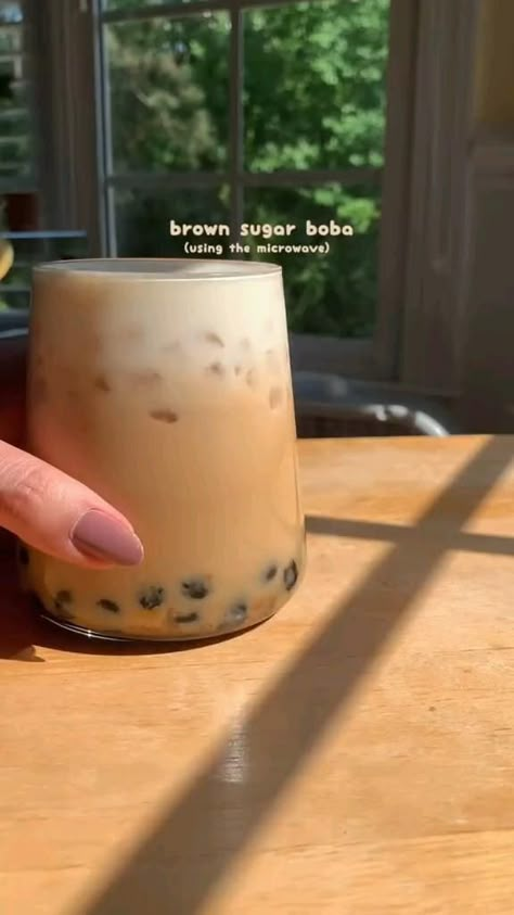 #boba Resep Starbuck, Boba Recipe, Boba Tea Recipe, Bubble Tea Recipe, Milk Tea Recipes, Refreshing Drinks Recipes, Coffee Drink Recipes, Tasty Baking, Starbucks Recipes