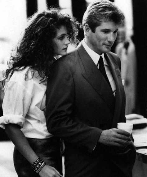 Icons  #JuliaRoberts & #RichardGere  Movie Couple "Pretty Woman"via @fashionovely #womanslook #couple Pretty Woman, A Man, A Woman, Black And White, On Instagram, White, Instagram, Black