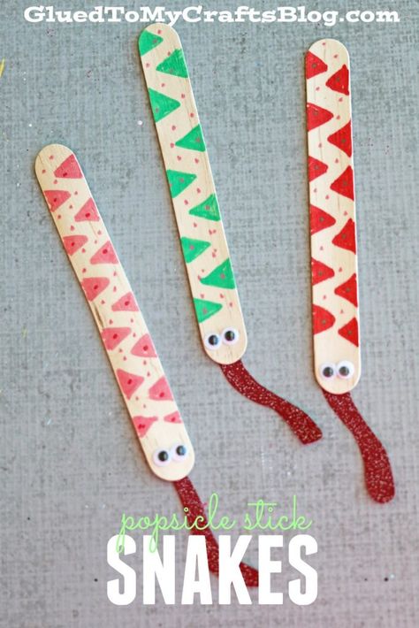 Popsicle Stick Snakes - Kid Craft Lolly Stick Craft, Pop Stick Craft, Snake Crafts, Popsicle Stick Crafts For Kids, Kids Party Crafts, Popsicle Crafts, Crafts For Teens To Make, Stick Art, Kid Craft