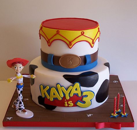 Toy Story cake - Jesse | Flickr: Intercambio de fotos Jesse Toy Story, Toy Story Font, Toy Story Birthday Cake, Cowgirl Cakes, Toy Story Theme, Jessie Toy Story, Toy Story Cakes, 3rd Birthday Cakes, Toy Story Birthday Party