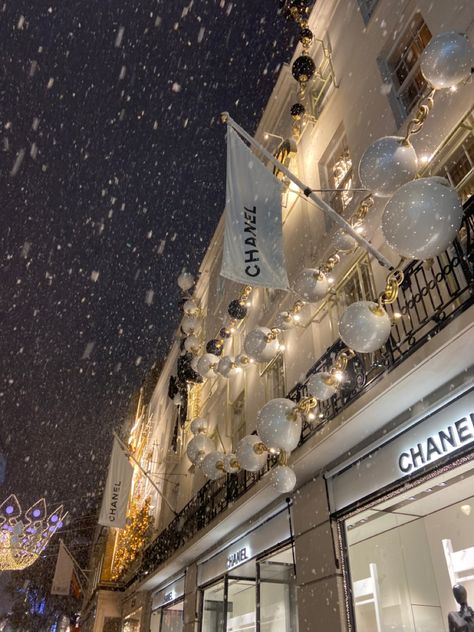 Snow in London Bond Street Snow Falling, Walking, Chanel, London, Building, Christmas, Instagram