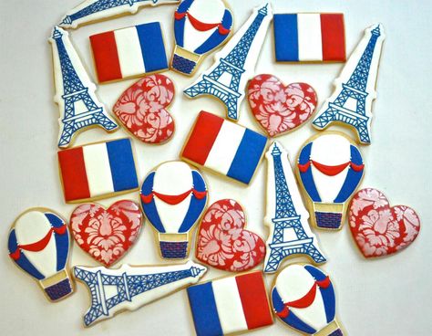 Paris, France cookie set by Kelley Hart Paris Cookies, Patriotic Cookies, French Cookies, Vanilla Sugar Cookie, 3 Hearts, Bastille Day, Bridal Shower Cakes, Paris Party, French Flag