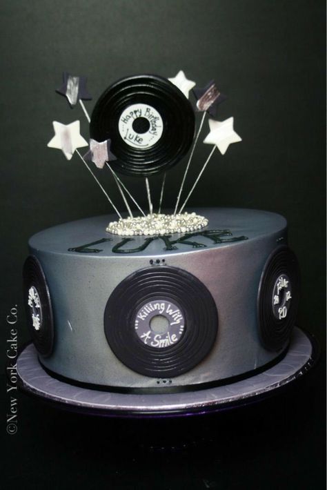 Vinyl Birthday Cake, Ant Cake, Music Birthday Cakes, Record Cake, Dj Cake, Music Themed Cakes, Record Box, Music Cake, Dad Birthday Cakes