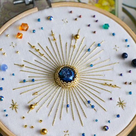 Embroidery With Crystals, Hand Bead Embroidery Patterns, Comet Embroidery, Bead Embroidery Ideas, How To Bead Embroidery, Happy New Year Embroidery, Star Embroidery Pattern, Moon And Stars Embroidery, Corset Embroidery