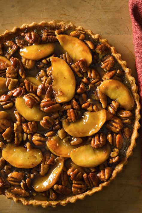 Pecan Tart Recipe, Pecan Tarts Recipe, Pecan Tart, Bourbon Balls, Apple Cream, Pecan Tarts, Corn Recipe, Crumble Recipe, Maple Pecan