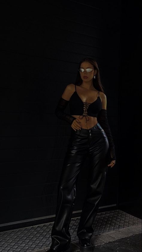 Concert Outfit Ideas Midsize, Men Concert Outfit, Plus Size Night Out Outfit, Night Out Outfit Summer, Club Outfit Night, Andro Fashion, Outfit Ideas Midsize, Concert Outfit Plus Size, Concert Outfit Men