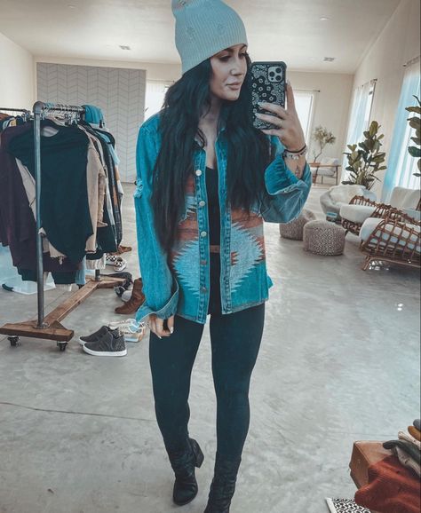 Print Jacket Outfit, Black Leggings Outfit Winter, Chelsea Deboer, Winter Jacket Outfits, Leggings Outfit Winter, Denim Jacket Black, Aztec Jacket, Black Leggings Outfit, Denim Jacket Outfit