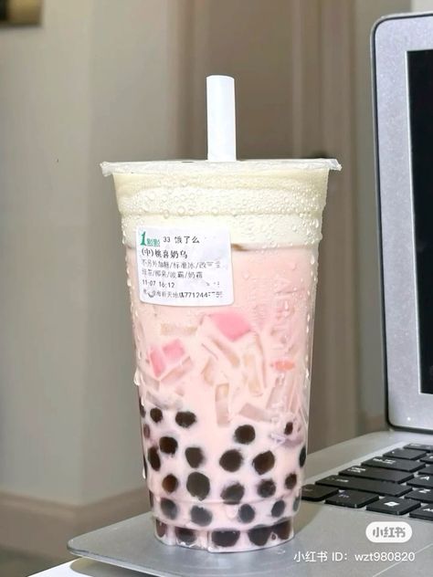 #boba #drink #healthy #food Pretty Drinks Aesthetic, Boba Ideas, Boba Tea Aesthetic, Boba Cute, Korean Drink, Food Core, Boba Aesthetic, Asian Drinks, Cute Drinks