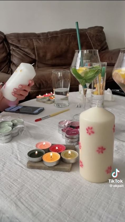 Wine And Paint Night, Candle Painting, Paper Crafts Magazine, Cute Date Ideas, Kali Uchis, Painted Candles, Candle Aesthetic, Candle Art, Candle Business