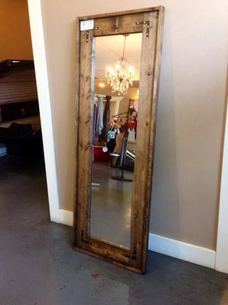 Rustic Full-Length Mirror from KregJig.ning.com Diy Full Length Mirror Ideas, Diy Floor Length Mirror, Diy Floor Mirror Frame, Western Mirrors, Full Length Mirror Diy, Framing Mirrors, Diy Bedroom Mirror, Farm Doors, Rustic Full Length Mirror