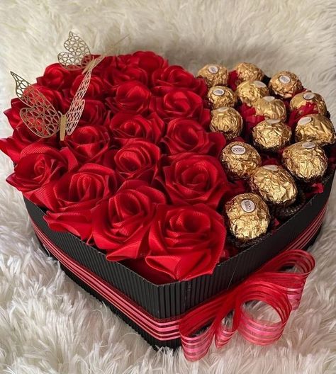 Ideas Around Trees, Ferrero Rocher Inspired Recipes, Client Gift Baskets, Wine Gift Box Ideas, Small Garden Waterfalls, Ribbon Rose Bouquets, Ribbon Flowers Bouquet, Chocolate Bouquet Diy, Luxury Flower Bouquets