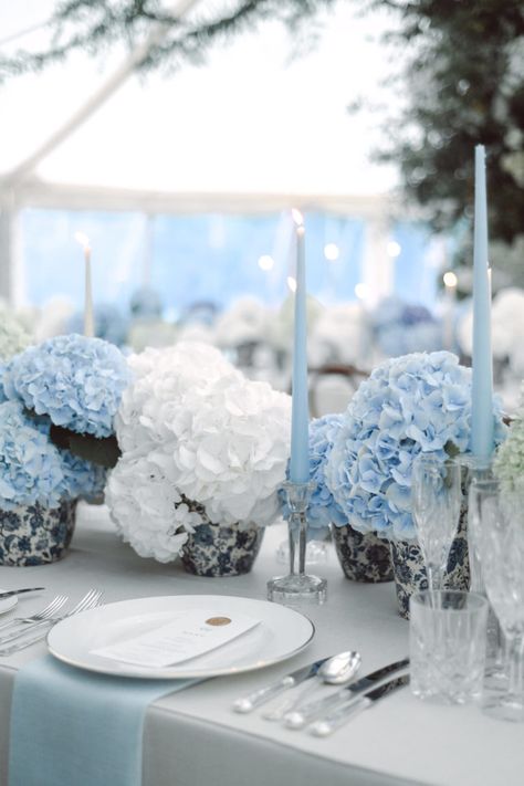 Blue Hydrangea Wedding Decorations, Hydrangea Wedding Table, Blue Hydrangea Centerpieces, Hydrangea Centerpiece Wedding, Wedding Table Centrepieces, Floral Themed Wedding, Blue Hydrangea Wedding, Wedding Centerpiece Ideas, Blue Wedding Decorations