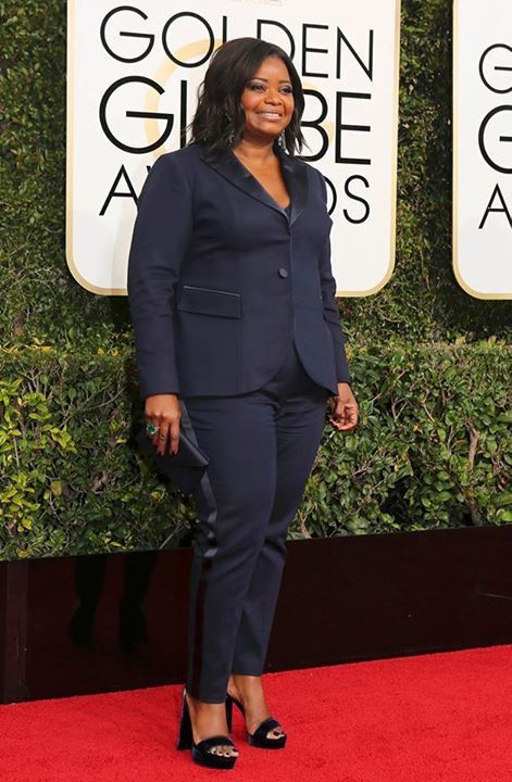 Olivia Spencer, Navy Tuxedos, Octavia Spencer, Fabulous Women, Golden Globes Red Carpet, Shimmery Dress, Gamine Style, Clothes Spring, Casual Dressing