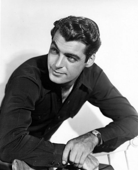 Rory Calhoun, Old Hollywood Actors, Classic Hollywood Glamour, Hollywood Photo, Actors Male, Waves Curls, Slicked Back Hair, Old Hollywood Glamour, Hollywood Actor