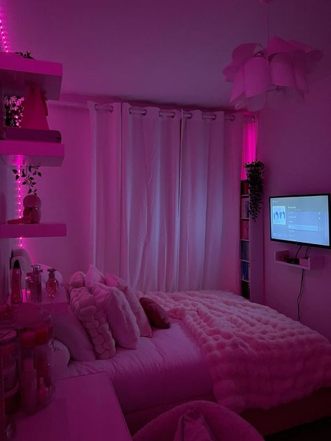 Pink Bedroom Decor, Luxury Room Bedroom, Pink Room Decor, Chill Room, Classy Bedroom, Room Redesign, Girly Room, Redecorate Bedroom, Cozy Room Decor