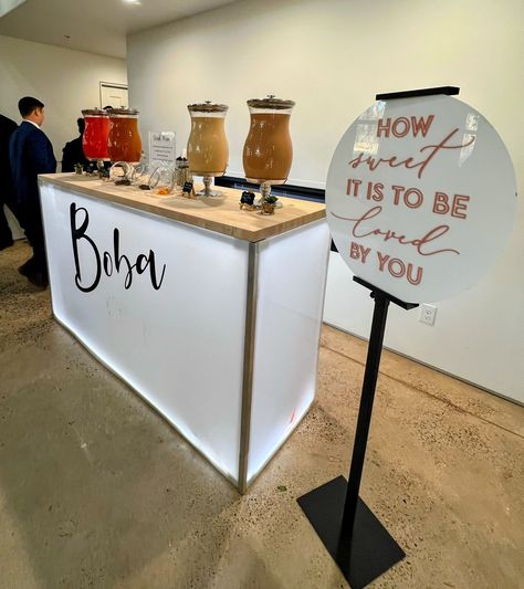 Diy Bubble Tea Station, Boba Bar Station Diy, Diy Boba Bar, Boba Tea Station, Boba Bar Wedding, Tea Bar Wedding, Boba Bar Station, Boba Catering, Wedding Boba