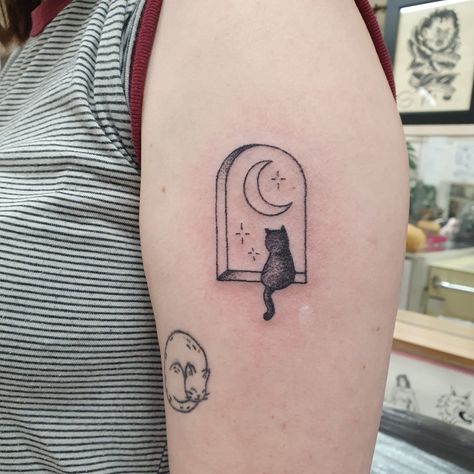 Stick And Poke Tattoo Cat, Cat Stick And Poke Tattoo, Cat Stamp Tattoo, Cat And Book Tattoo, Midnight Tattoo, Cat Tarot Card Tattoo, Handpoke Tattoo Ideas, Moon Tarot Card Tattoo Simple, Grunge Cat Tattoo