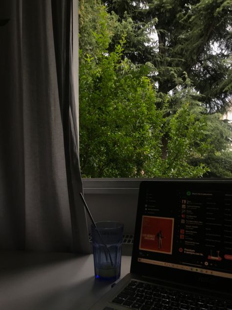 Music Aesthetic Dark Academia, Music Aesthetic Dark, Studying Music, Smell Of Rain, Aesthetic Dark Academia, Magical Life, Gloomy Day, Cozy Aesthetic, Window View