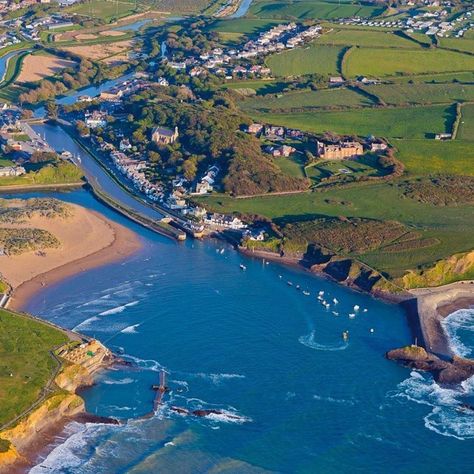 Harbour in Bude, Cornwall Cornwall Holiday, Devon Cornwall, Bude Cornwall, Counties Of England, Cornish Coast, Oxford England, Skye Scotland, Devon And Cornwall, Train Stations