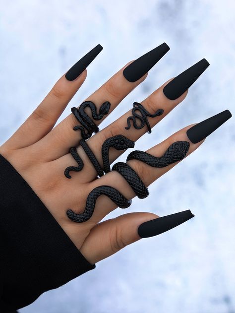 4pcs/set Snake Design Ring Black    Zinc Alloy     Women Fashion Jewelry, size features are:Bust: ,Length: ,Sleeve Length: Black Metal Midi Rings For Gifts, Black Metal Midi Rings For Gift, Black Metal Midi Rings As Gift, Trendy Black Metal Rings, Trendy Black Midi Rings For Gift, Trendy Black Midi Rings As Gift, Slytherin Jewelry, Estilo Dark, Edgy Jewelry